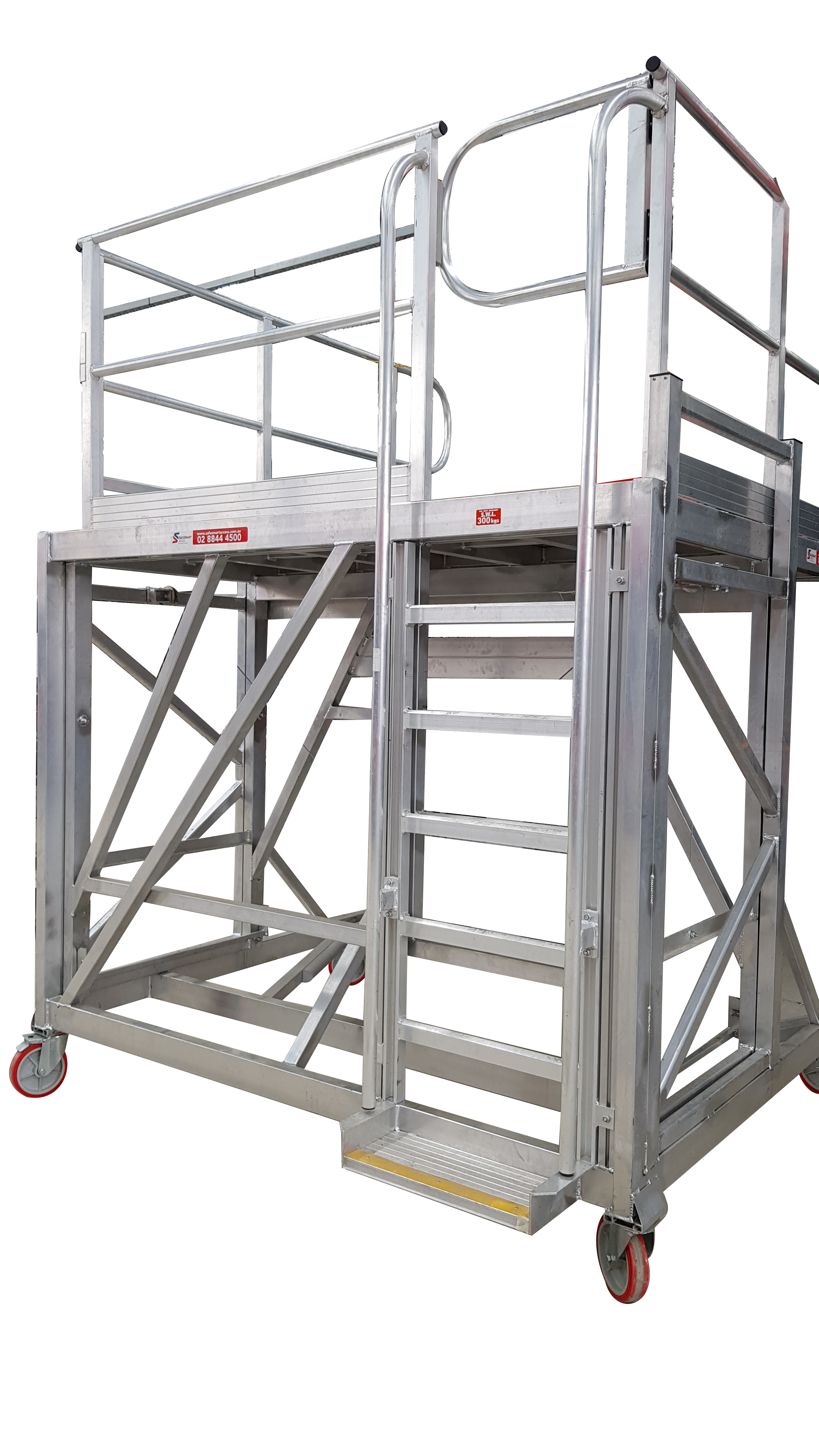 Front of Light Rail Vehicle Adjustable Height Access Platform