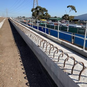 Temporary Handrail on Retaining Wall West Gate Tunnel 2 1 scaled